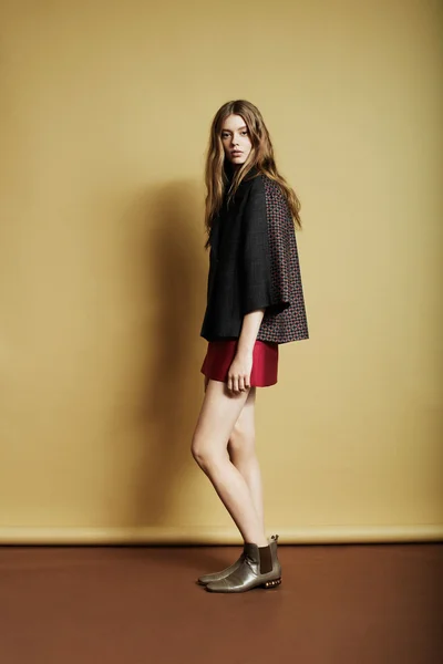 Look 16
